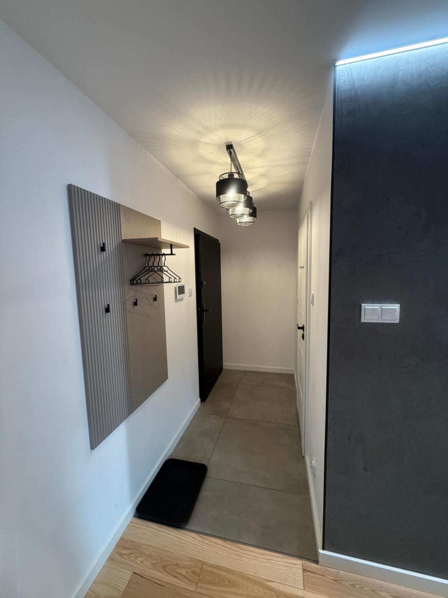 Vistula Avenue Apartment Free Parking, Swimming Pool, Sauna & Gym Краков Экстерьер фото