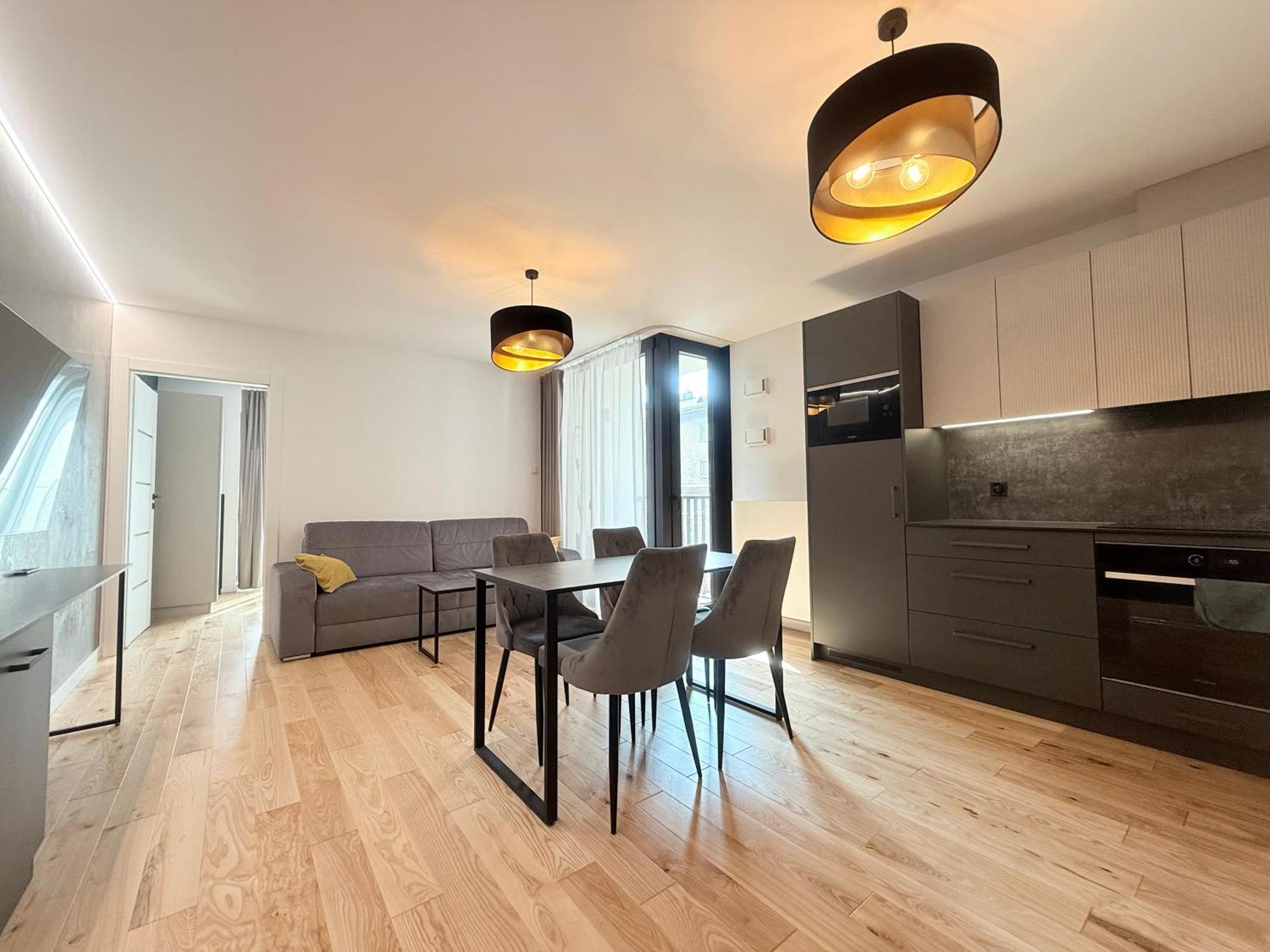 Vistula Avenue Apartment Free Parking, Swimming Pool, Sauna & Gym Краков Экстерьер фото